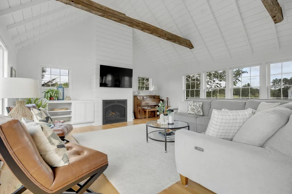 28 Trolly Farm Way Falmouth ME 04105