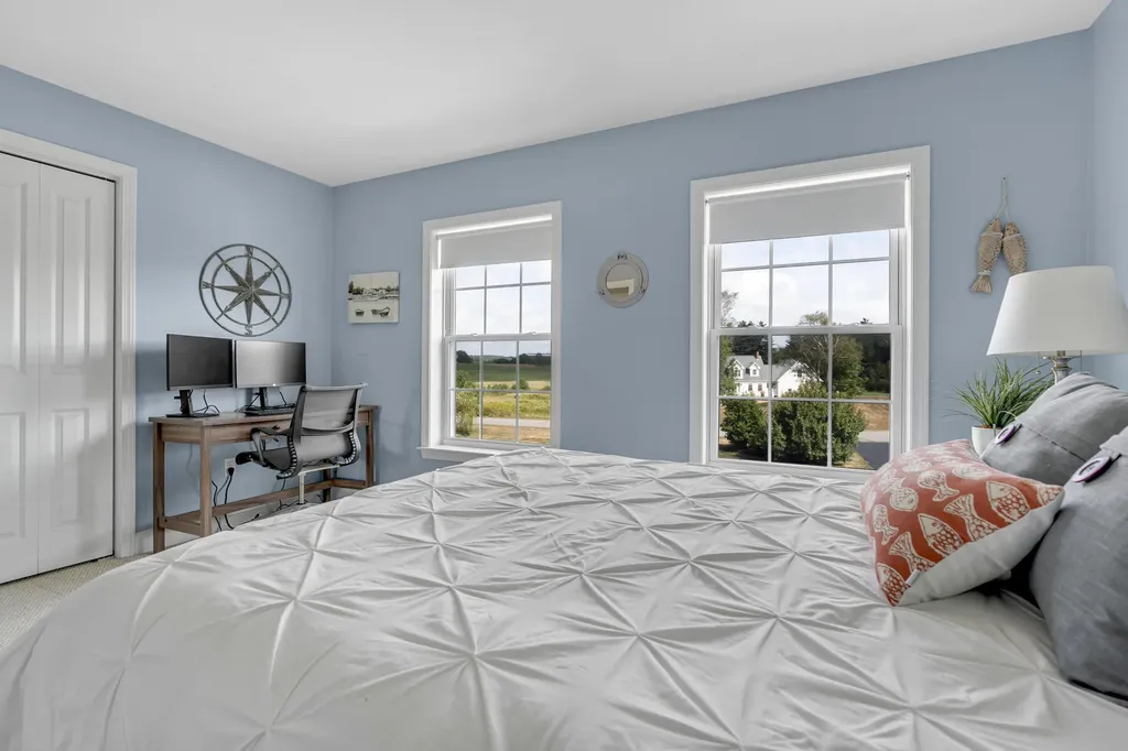 28 Trolly Farm Way Falmouth ME 04105