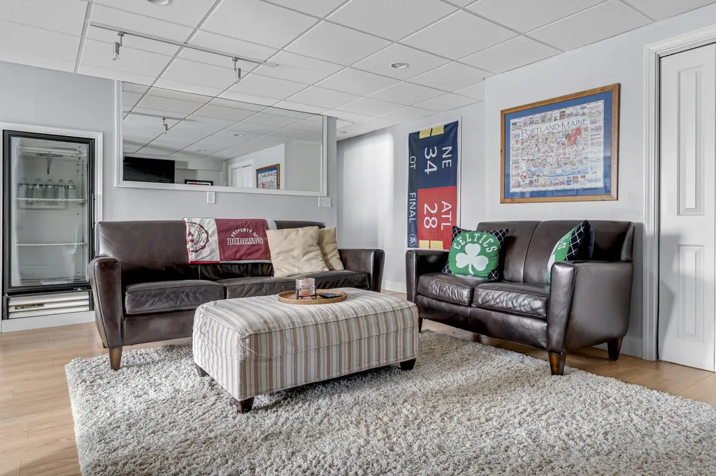 28 Trolly Farm Way Falmouth ME 04105