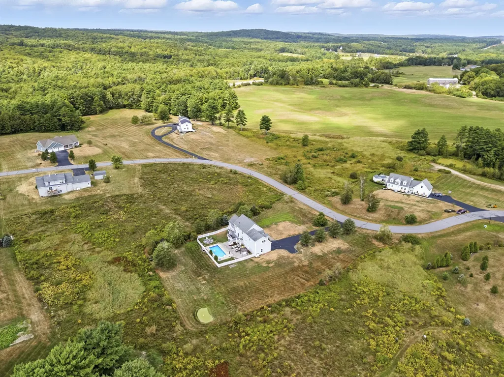 28 Trolly Farm Way Falmouth ME 04105