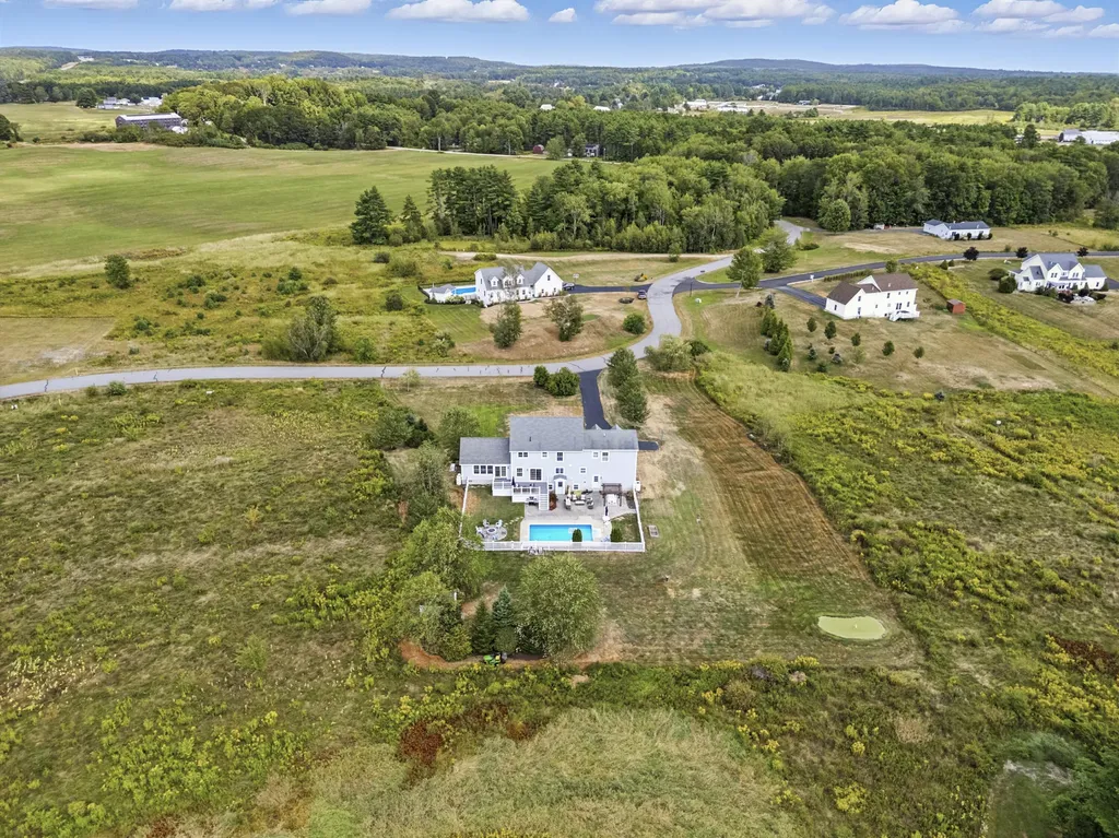 28 Trolly Farm Way Falmouth ME 04105