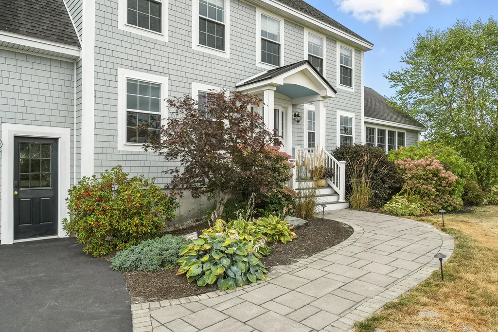 28 Trolly Farm Way Falmouth ME 04105
