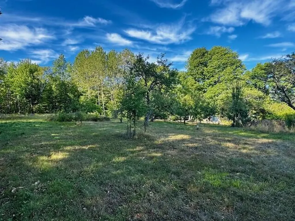 69 Ward Road Athens ME 04912