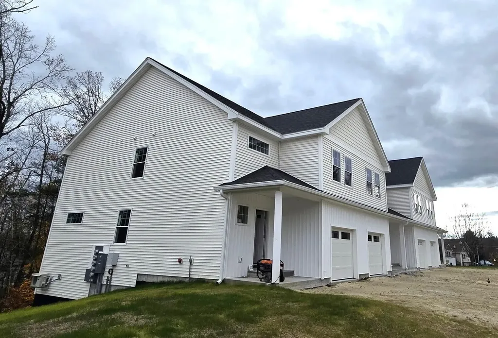 21 Signal Street Sanford ME 04083