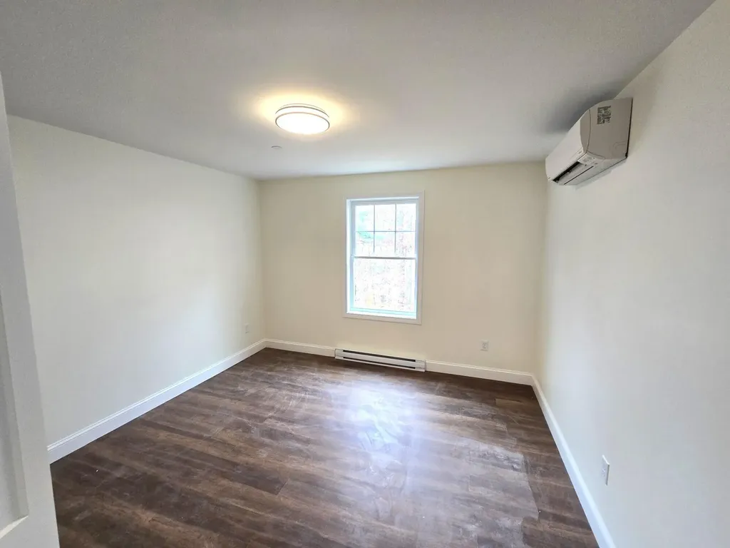 21 Signal Street Sanford ME 04083