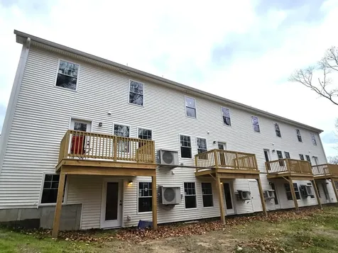 21 Signal Street Sanford ME 04083