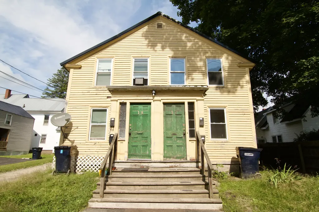 17-19 Prentiss Bangor ME 04401