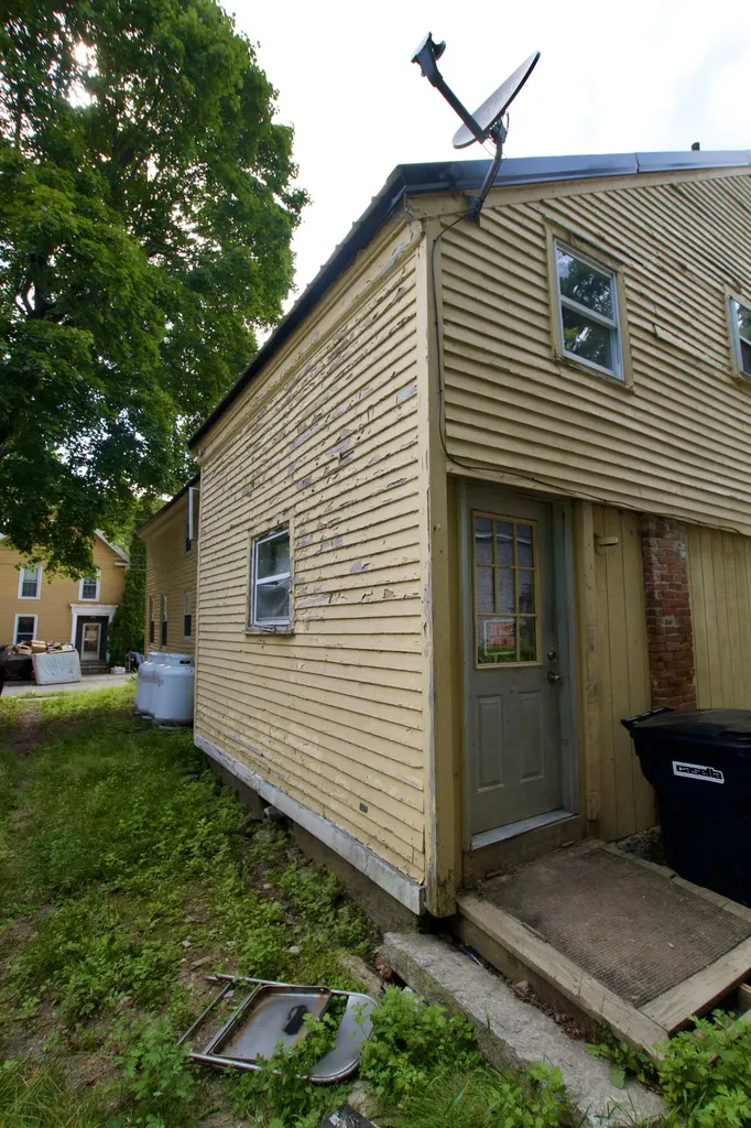 17-19 Prentiss Bangor ME 04401