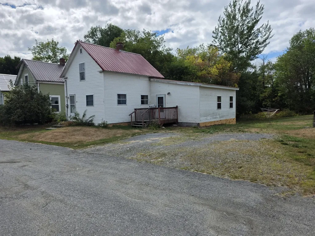 107 Cottage Street Pittsfield ME 04967