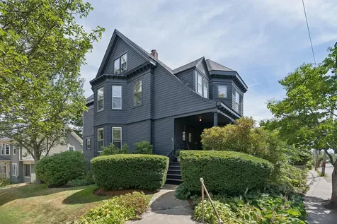 131 Beacon Street Portland ME 04103