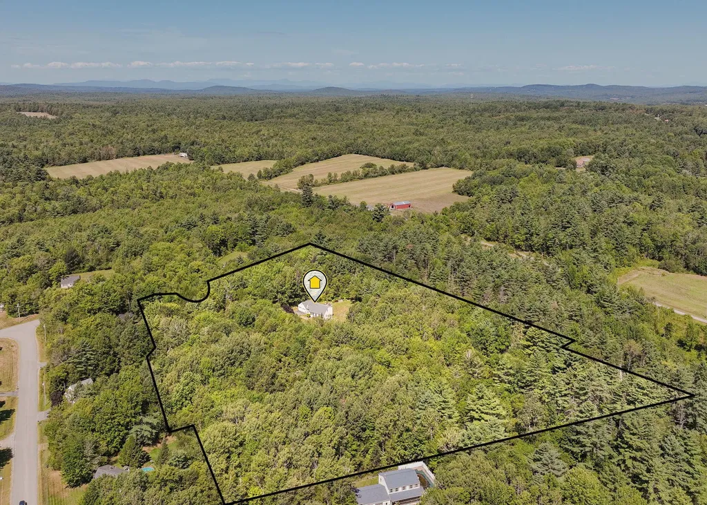 18 Nickel Street Fairfield ME 04937