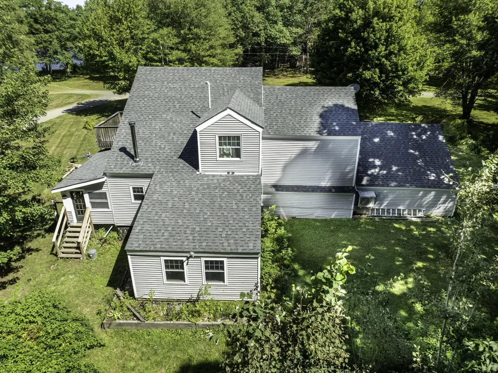 61 Lakeside Place Princeton ME 04668