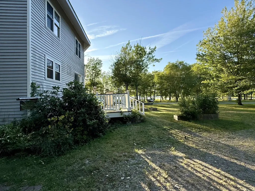 61 Lakeside Place Princeton ME 04668