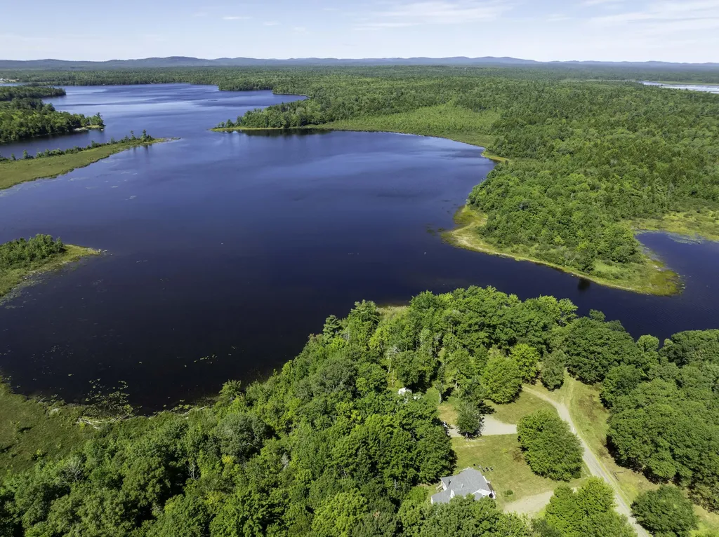 61 Lakeside Place Princeton ME 04668