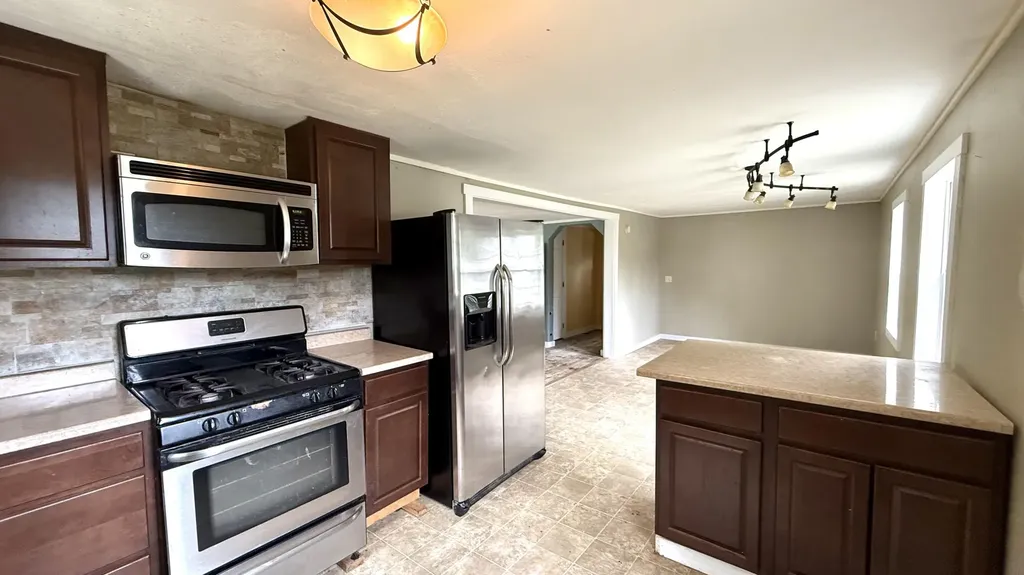 1123 South Street Dover-foxcroft ME 04426
