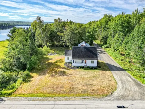 2 Piper Lane Abbot ME 04406