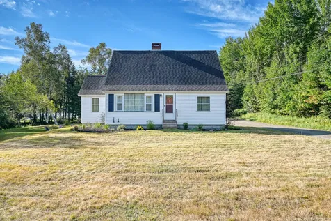 2 Piper Lane Abbot ME 04406