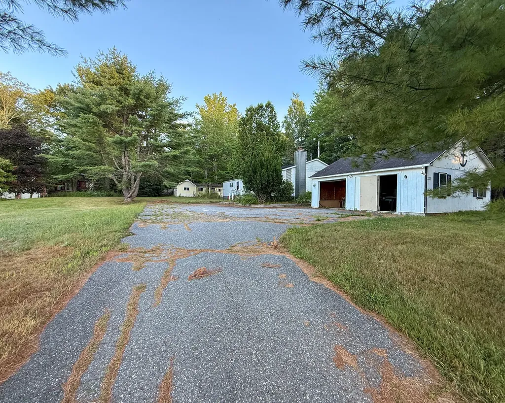 190 W Franklin Road Franklin ME 04634