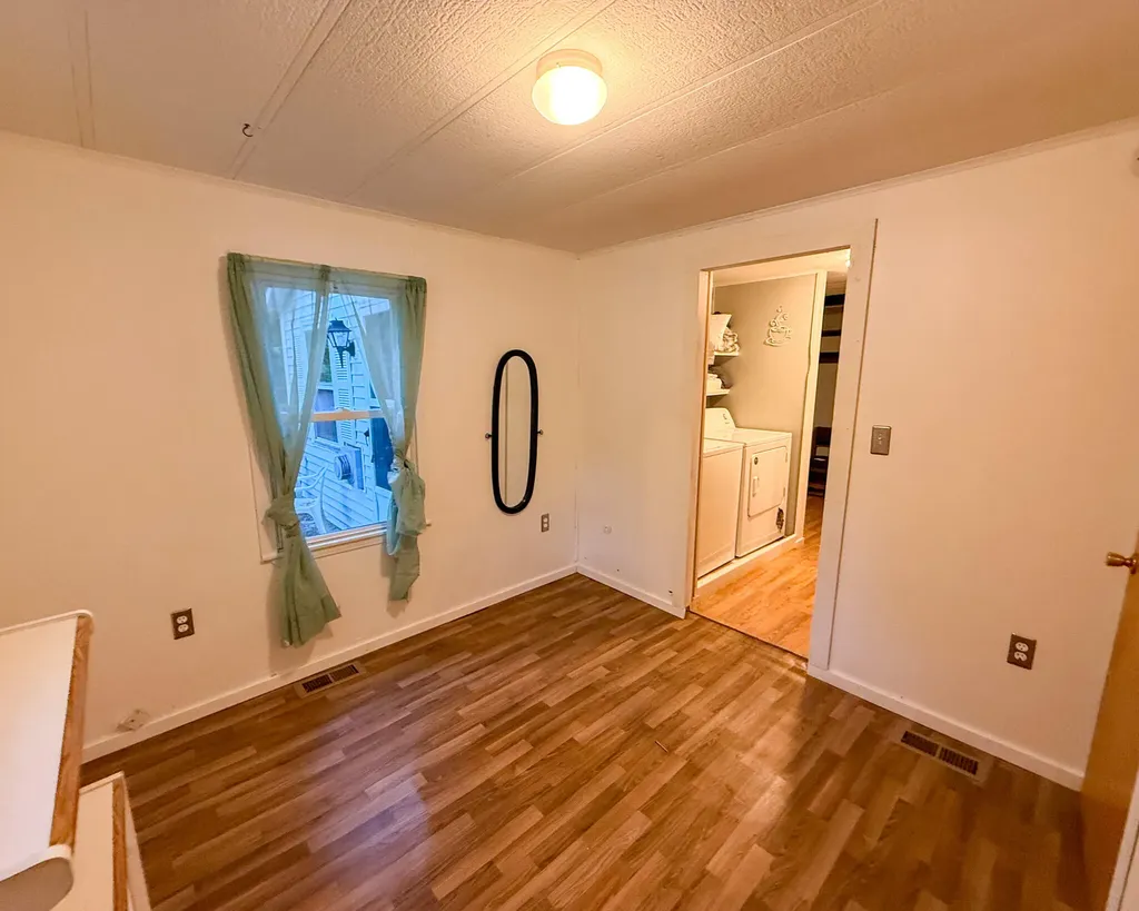 190 W Franklin Road Franklin ME 04634
