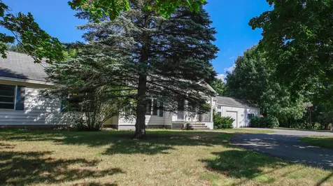 671 Essex Street Bangor ME 04401