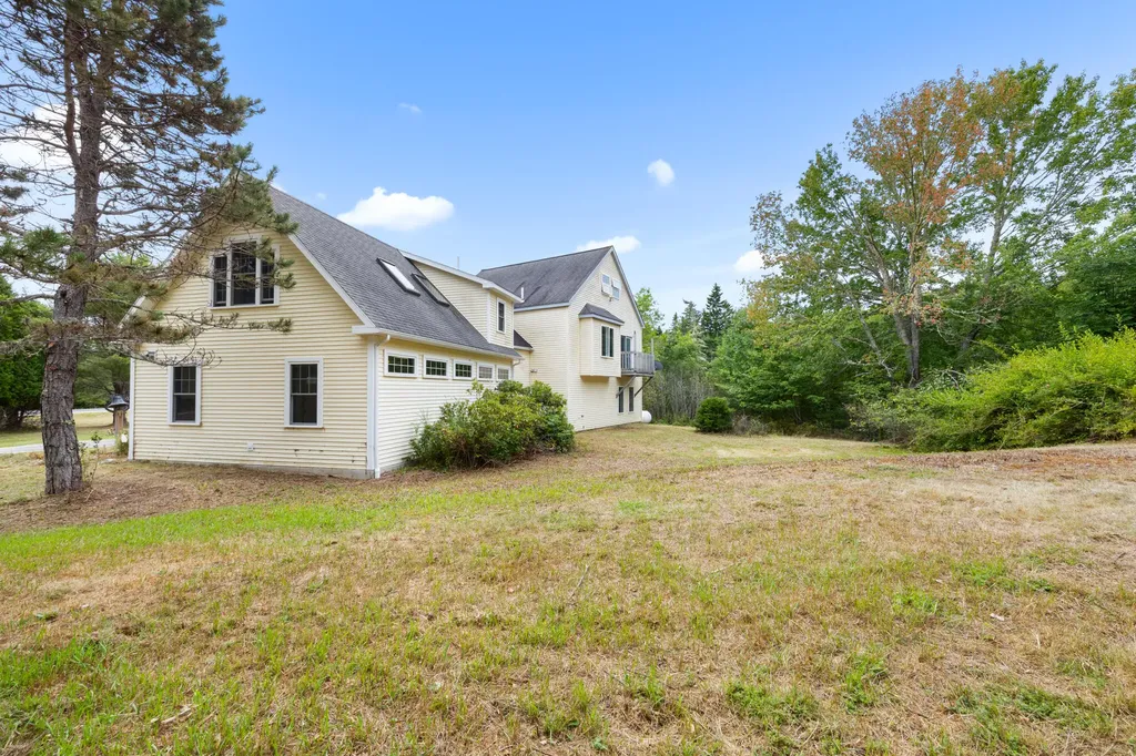 563 Newbury Neck Road Surry ME 04684