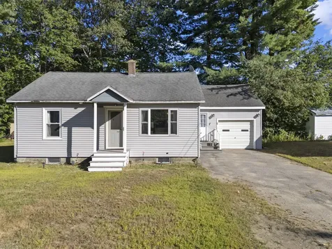 31 Bonython Avenue Saco ME 04072
