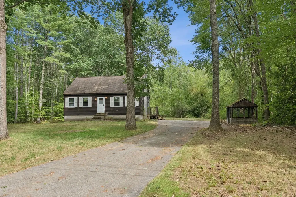 514 Upper Guinea Road Lebanon ME 04027