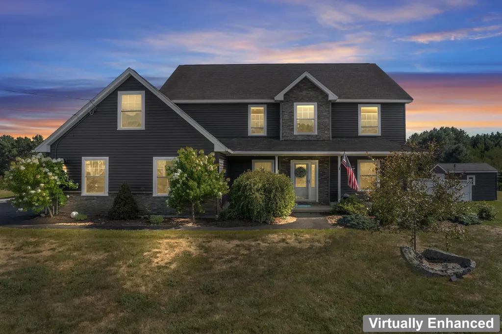 29 Foster Avenue Hampden ME 04444