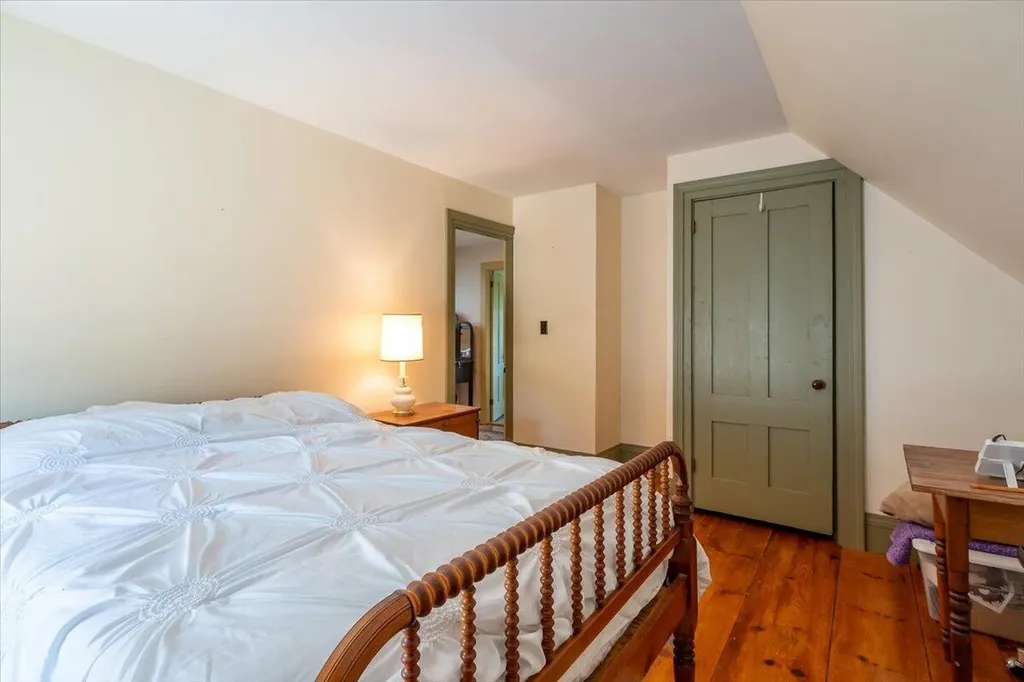 27 Old Augusta Road Warren ME 04864