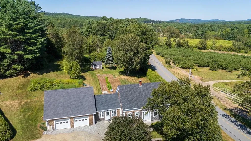 27 Old Augusta Road Warren ME 04864