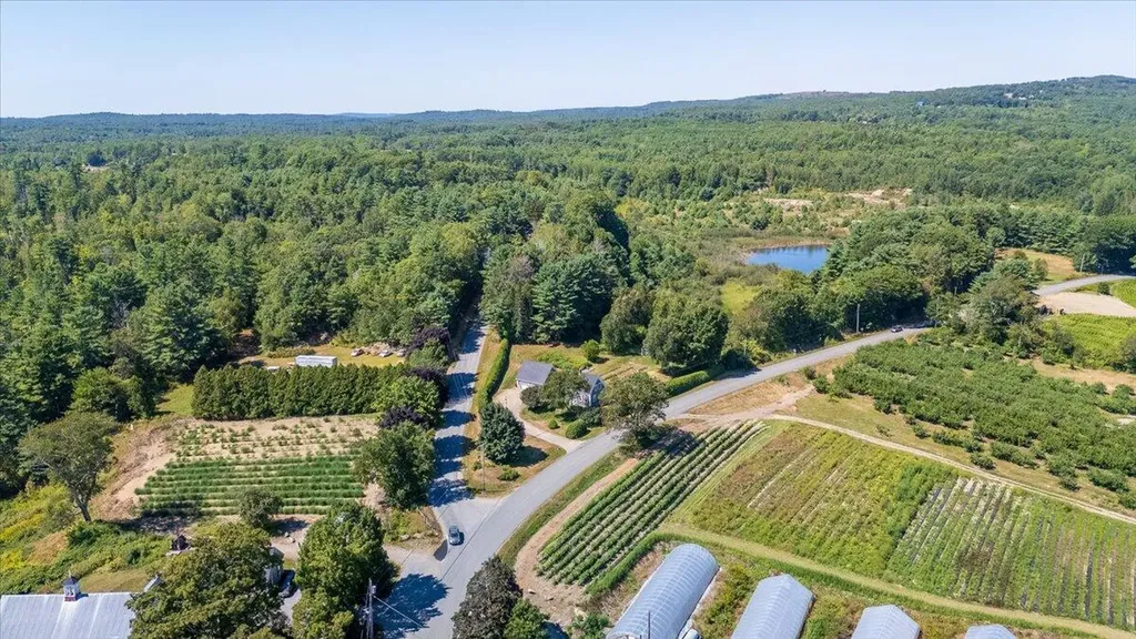 27 Old Augusta Road Warren ME 04864