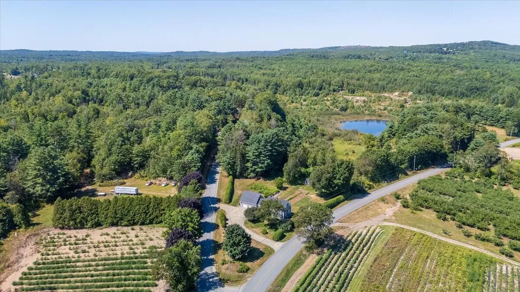 27 Old Augusta Road Warren ME 04864