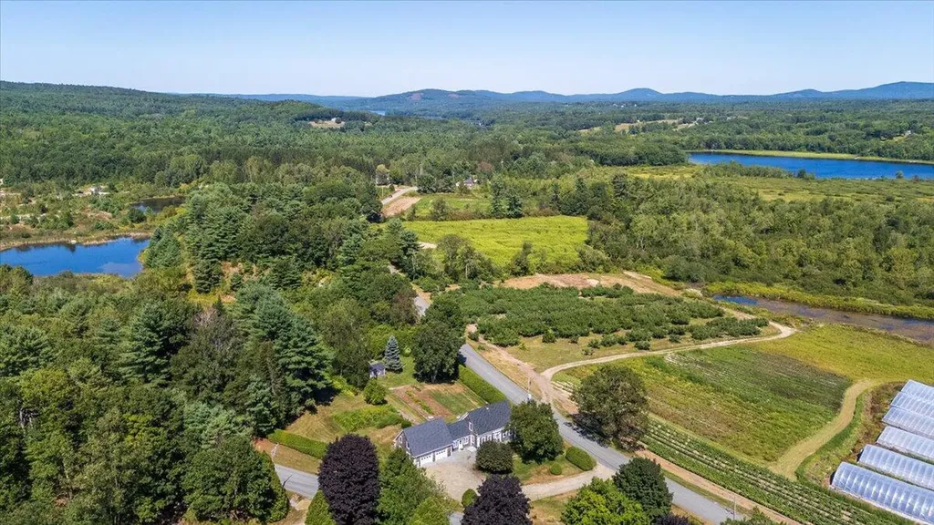 27 Old Augusta Road Warren ME 04864