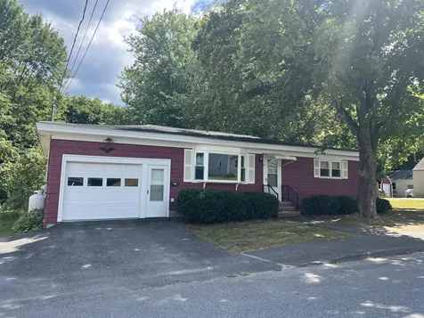 13 Hallowell Street Winslow ME 04901