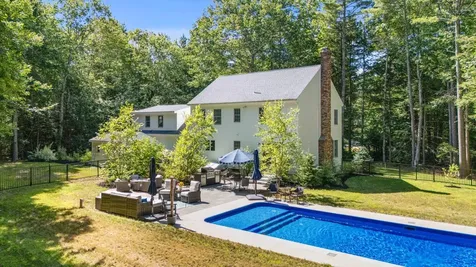 9 Halter Lane Gorham ME 04038
