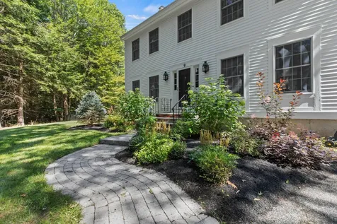 9 Halter Lane Gorham ME 04038