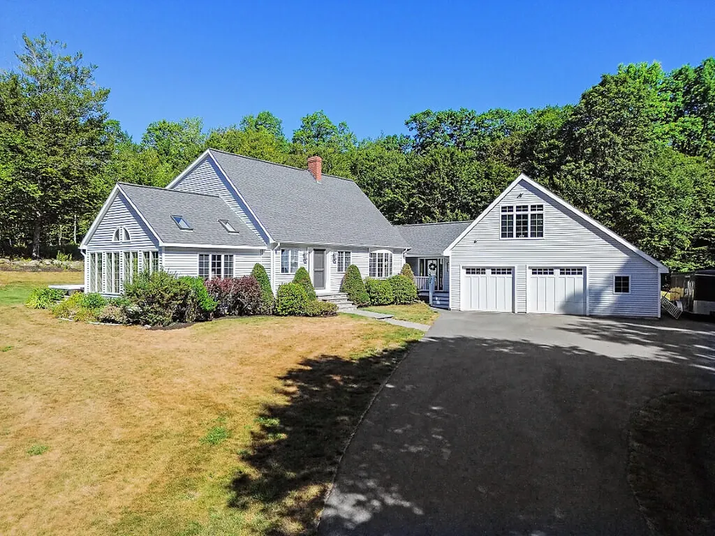 150 Pamela Drive Winthrop ME 04364