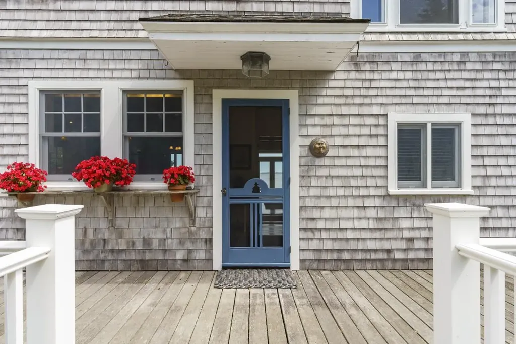 7 Bayberry Lane Southport ME 04576