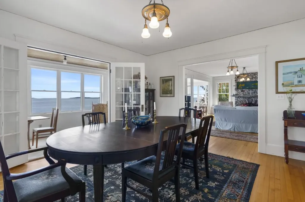 7 Bayberry Lane Southport ME 04576