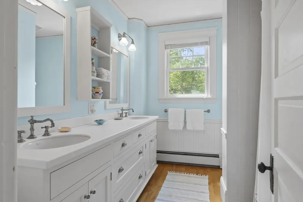 7 Bayberry Lane Southport ME 04576
