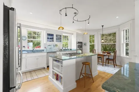 7 Bayberry Lane Southport ME 04576