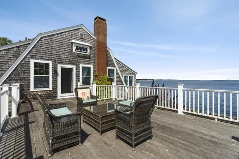 7 Bayberry Lane Southport ME 04576