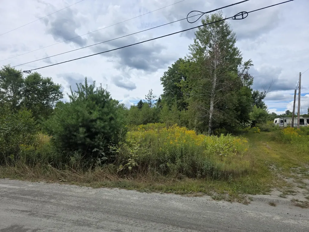 182 Ballard Road Saint Albans ME 04971