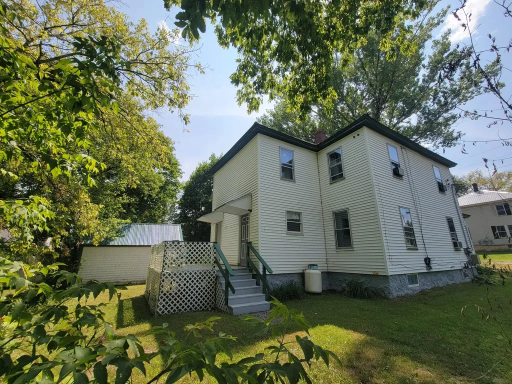 60 Summit Street Baileyville ME 04694