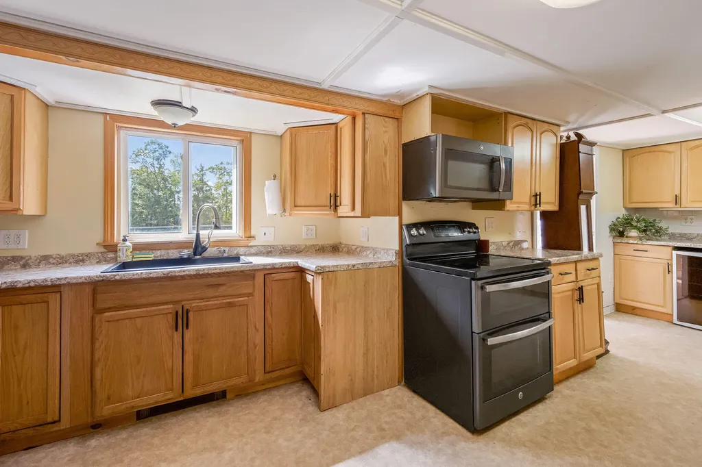 202 Quimby Lane Winslow ME 04901