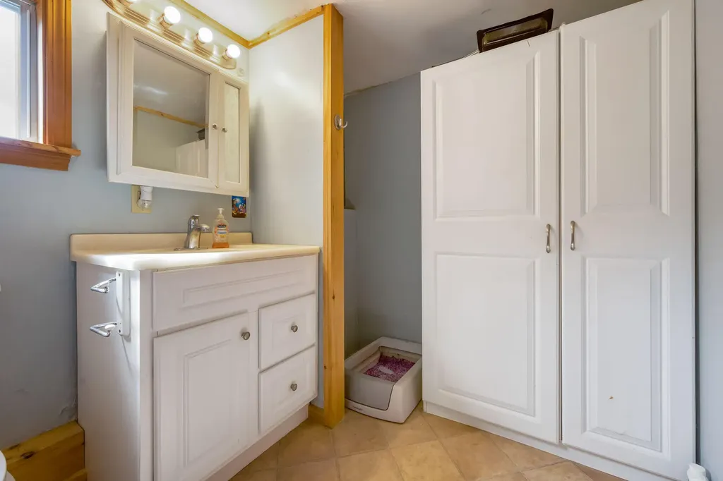 202 Quimby Lane Winslow ME 04901
