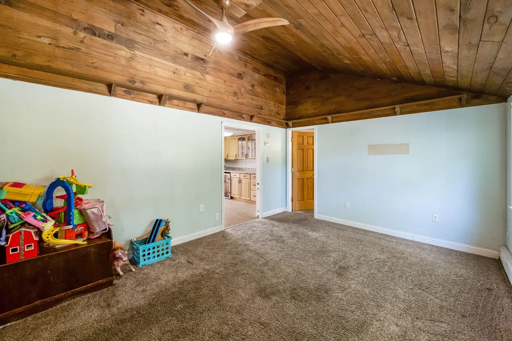 202 Quimby Lane Winslow ME 04901