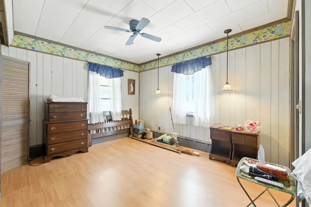 16 Hill Street Biddeford ME 04005