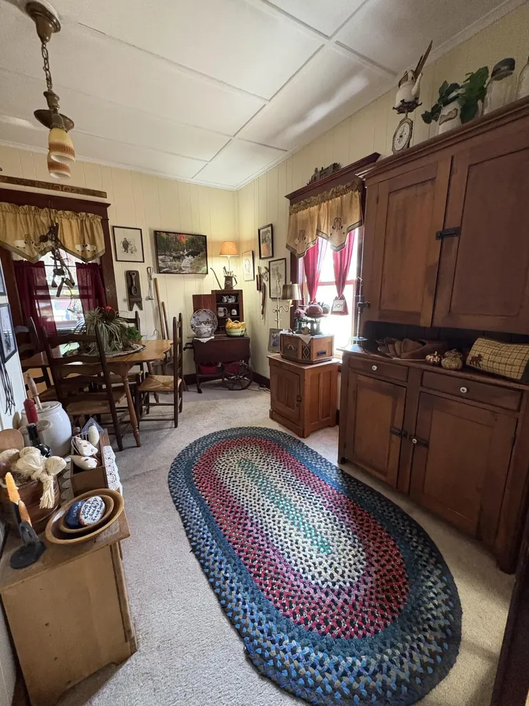 27 Birch Street East Millinocket ME 04430