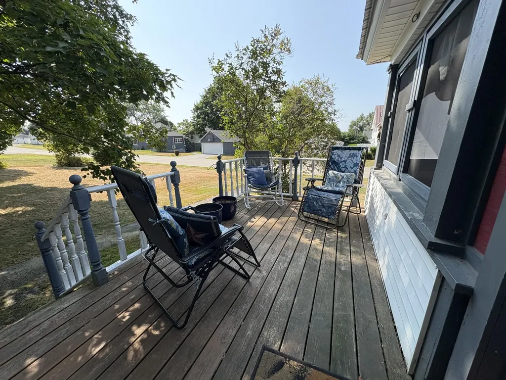 27 Birch Street East Millinocket ME 04430
